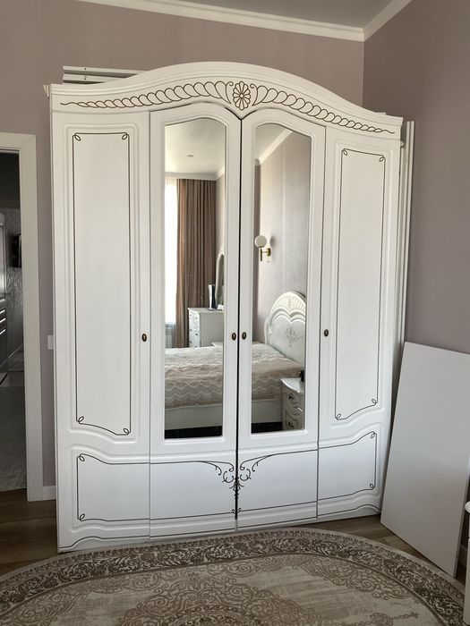 Спальный гарнитур Луиза 6.