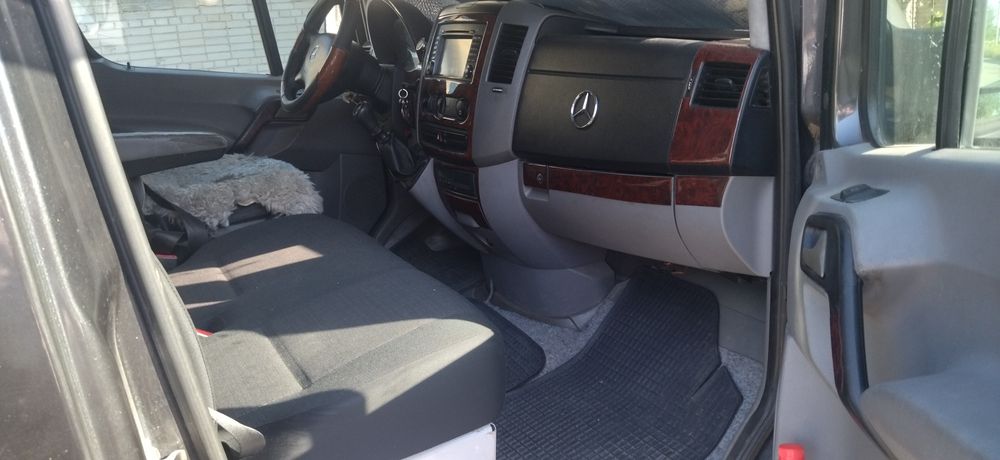 Продам микроавтобус Mercedes Sprinter