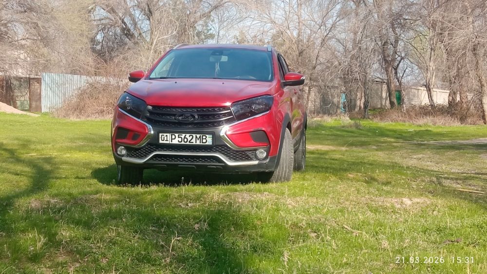 Продаётся Lada X-RAY cross 2019г