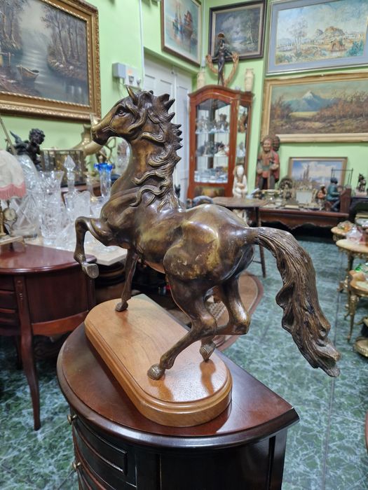 Уникална антикварна колекционерска бронзова фигура статуетка