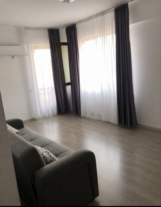 Apartament de vanzare vis a vis de parcul Izbiceni