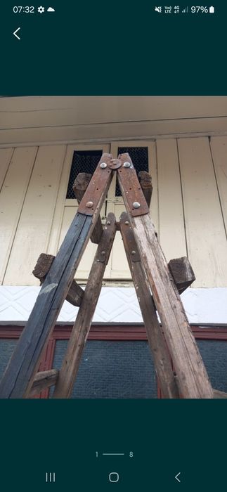 Scara mare in 2 parti lemn.