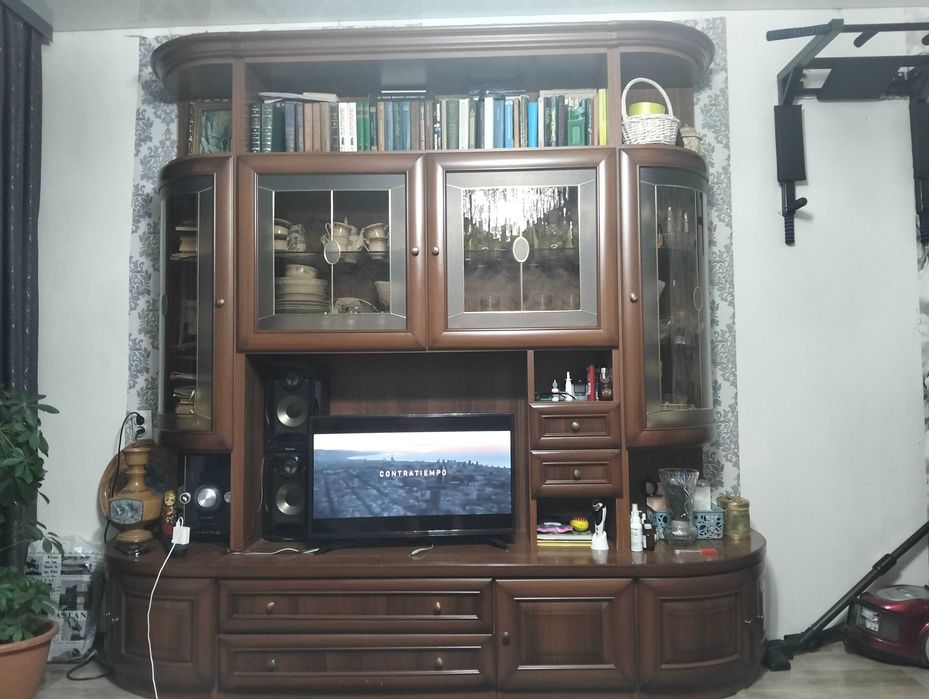 Продам стенку 10 000