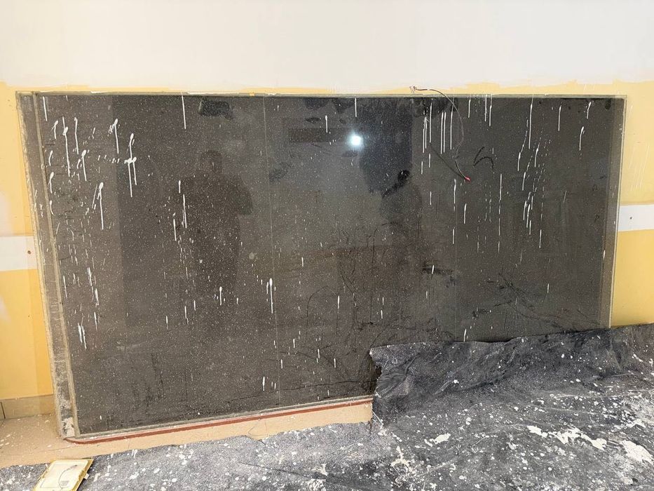 Каленное стекло Б/У