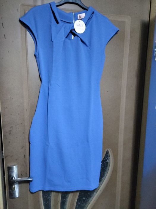 Rochie bleu, de damă nouă in țiplă cu eticheta mărimea 44-46