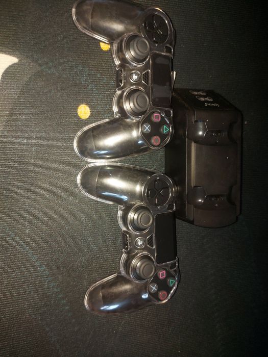 Продаётся Ps4 slim