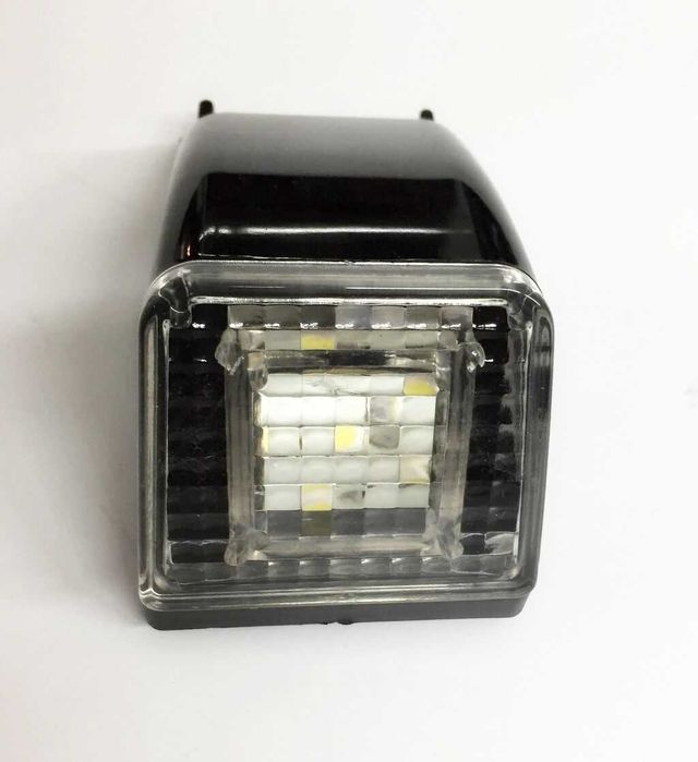 1 бр. ЛЕД LED БЕЛИ габарити с 6 SMD за Волво Volvo FH FL FM FH12
