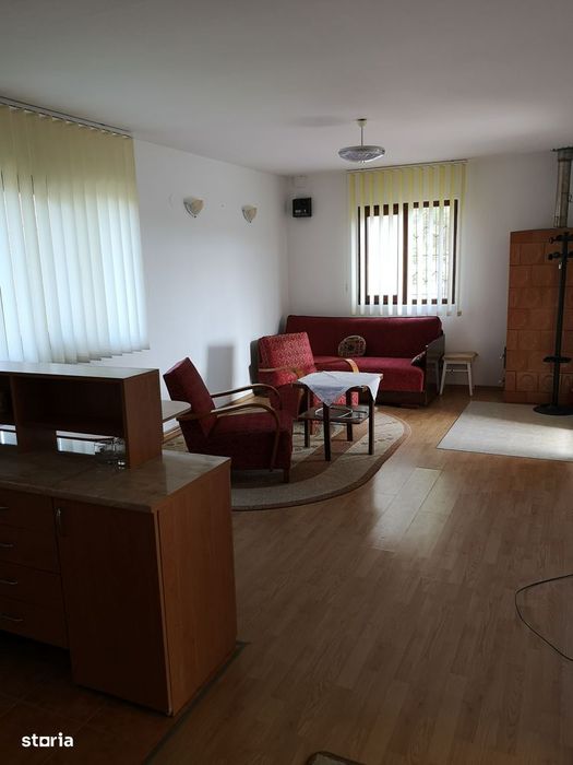 Vand casa lemn in sat Otvesti