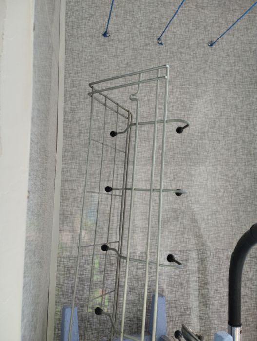 Продам Вешалку бу