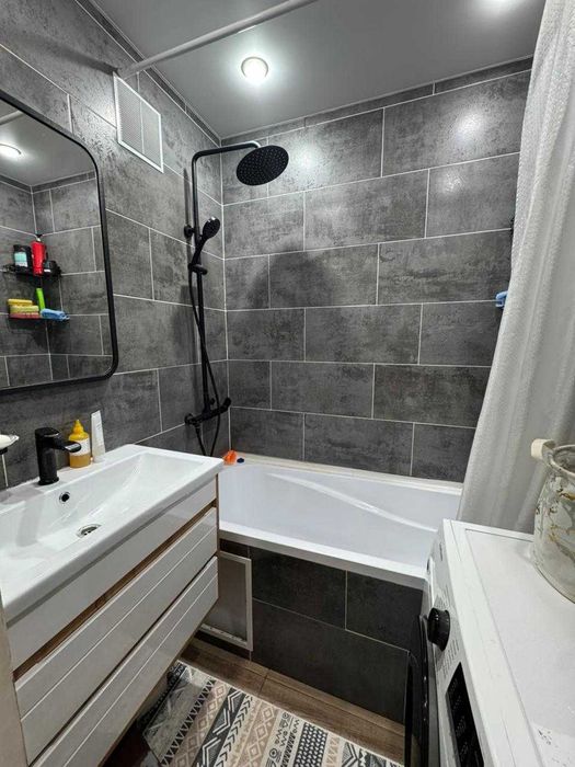 Продам 3 комн улучшенную квартиру