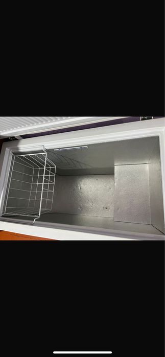 Продам морозильник бирюса