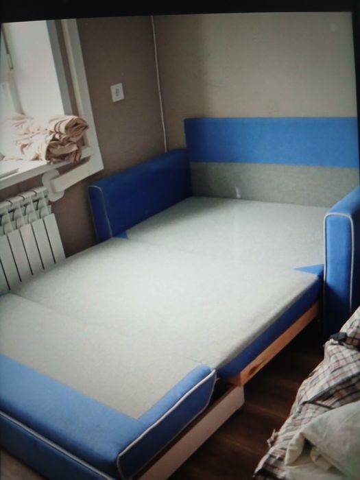 Продам диван раздвижной