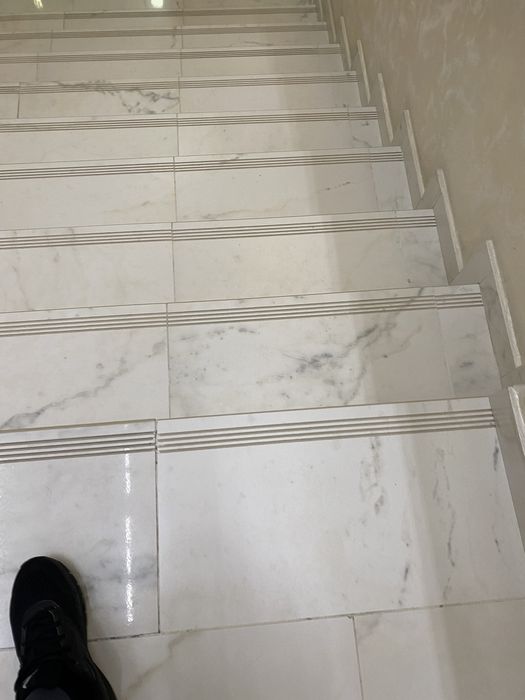 Сдам в аренду Автосалон 30 сот земли.