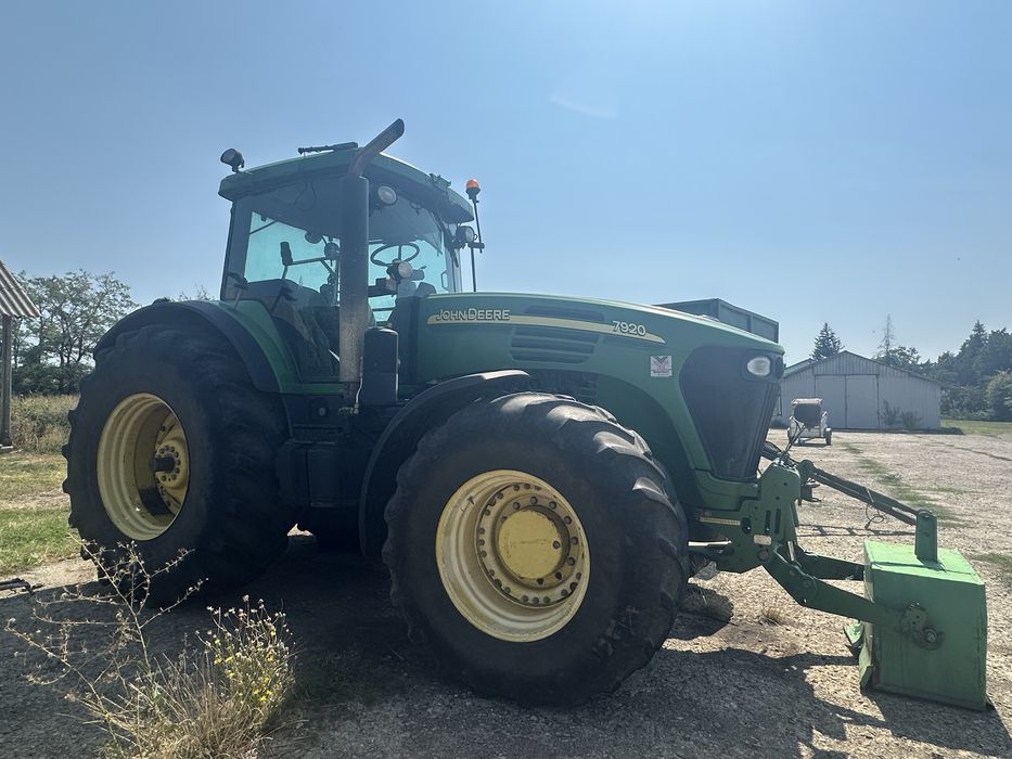 Tractor John Deere 7920