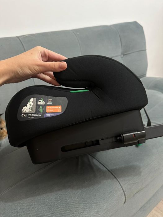 Автобустер с изофикс