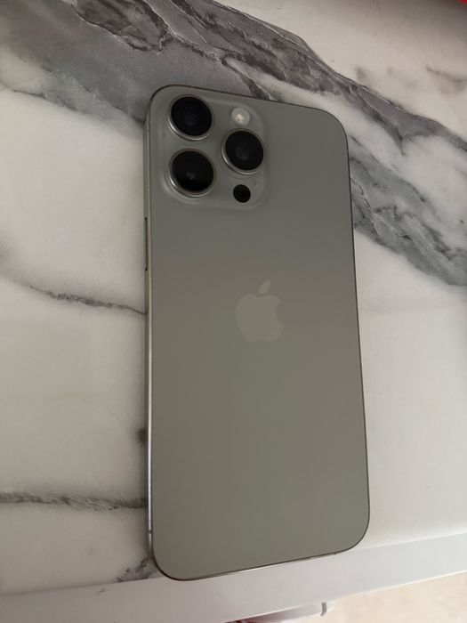 Айфон 15 pro max