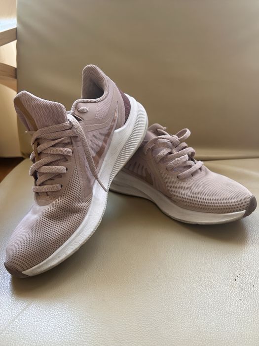Дамски маратонки nike