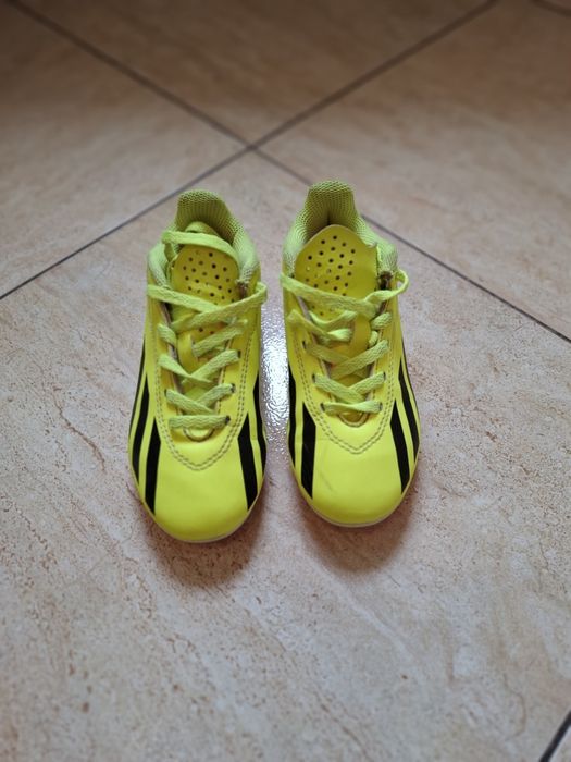 Vand ghete fotbal copii Adidas, marimea 29