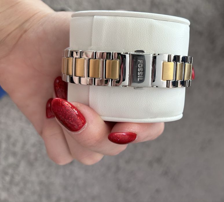 Дамски часовник Fosil