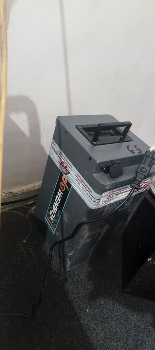 Limuzin elektron velik