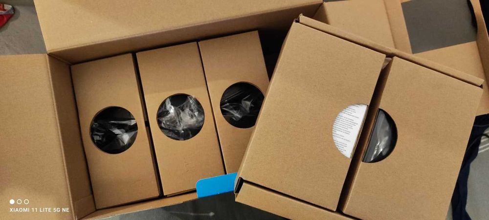 Boxe Logitech Multimedia (se vand la pereche)