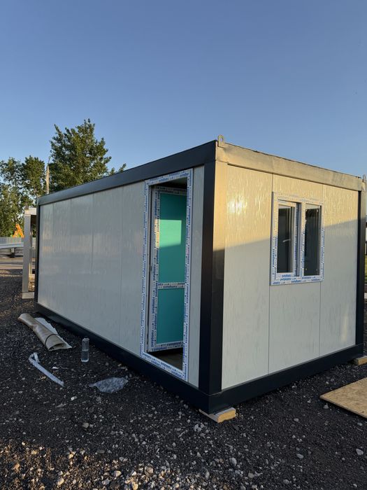 Vindem containere modulare tip birou