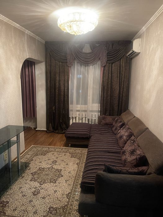 Продам квартиру 3-х комнатную