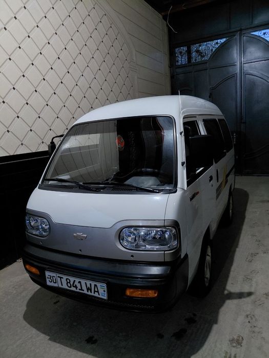 Damas sroshni sotiladi