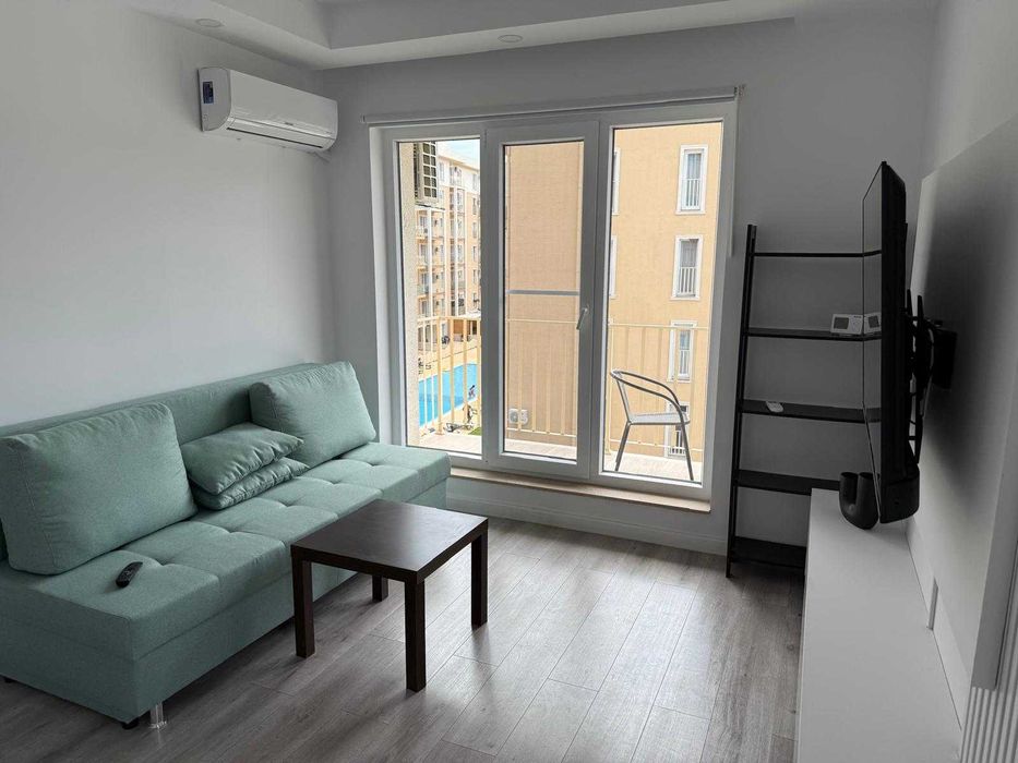 Proprietar, inchiriez garsoniera Cosmopolis