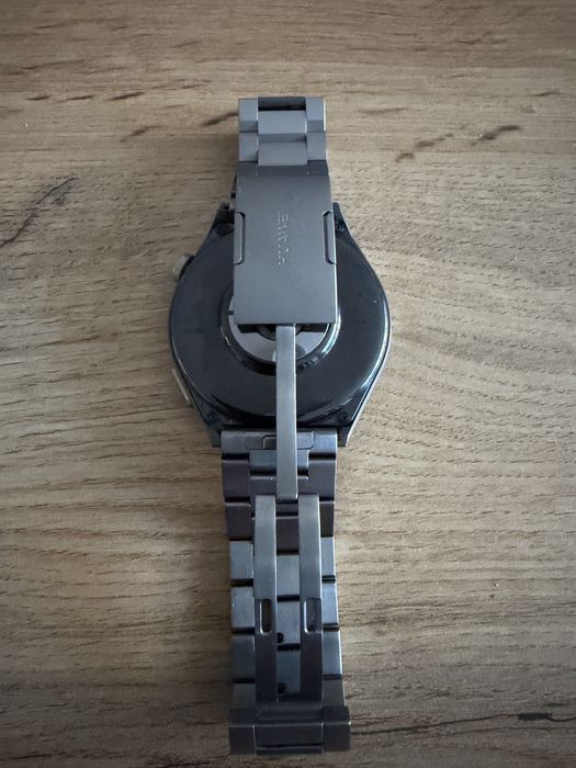 Huawei watch Gt 3 Pro  titanium strap.