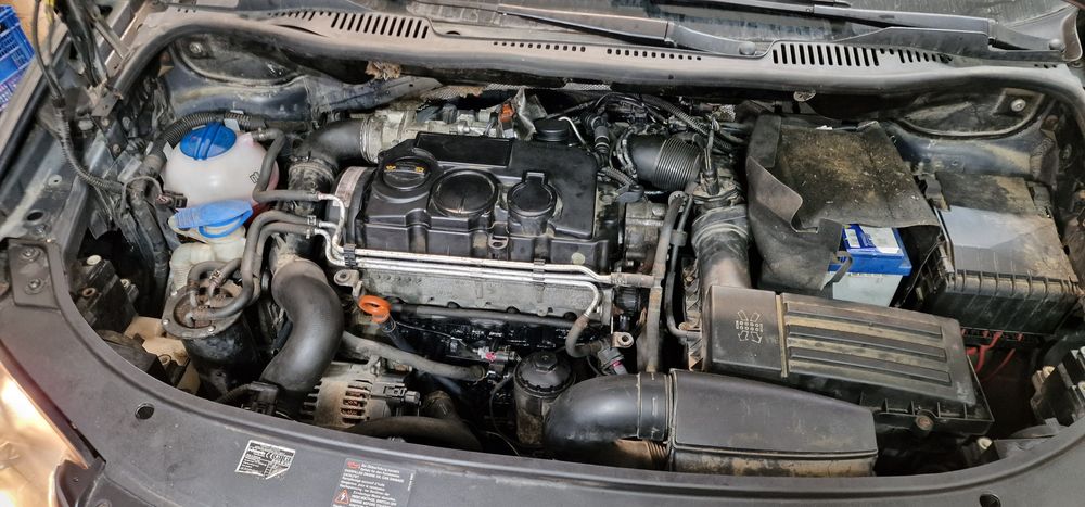 Vând touran  1.9 2009