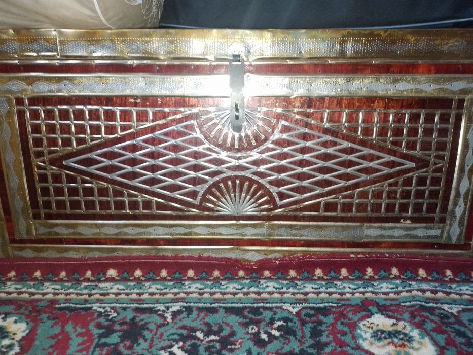 Sandiq ona bola,  xolati yaxshi