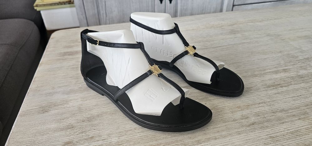 кожени сандали Ralph Lauren