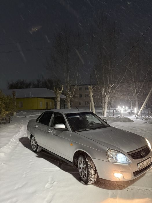 Продам приору 13 г