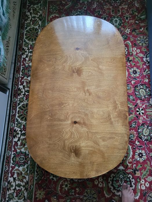 Маленький столик