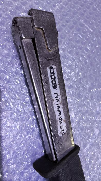 2 броя чук телбод (такер)