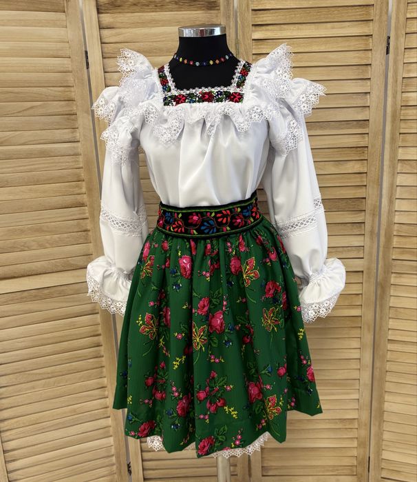 Costum traditional de Maramures pentru femei set complet