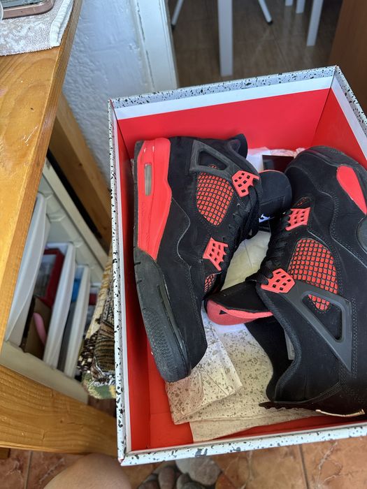 Jordan 4 Red Thunder