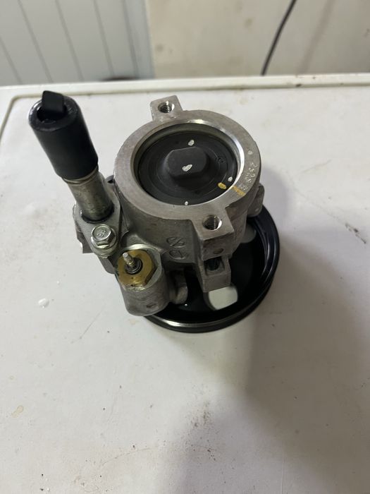 Продается гидравлический насос от джентры