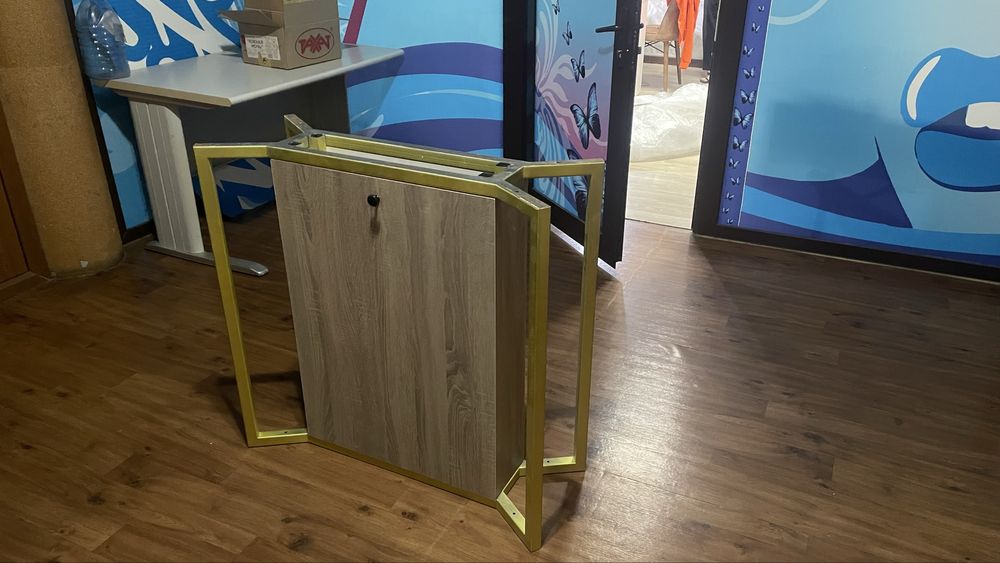 Стол с искуственным камнем