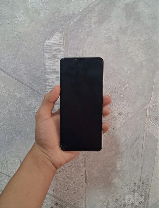 samsung a22 aybi orqasi singan