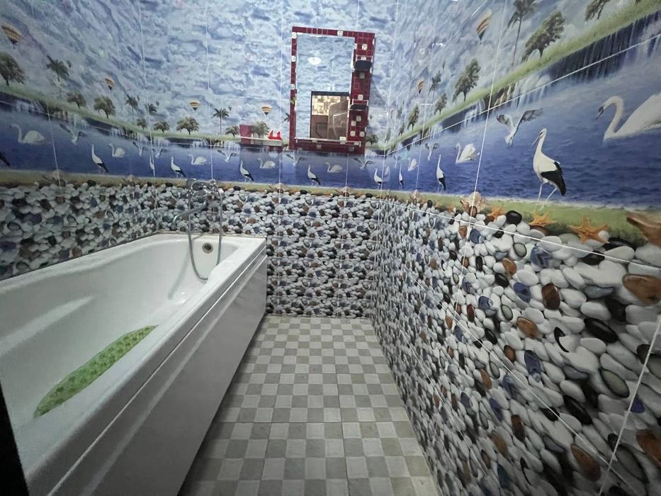 Сдаётся 2х комнатная квартира 
C обстановкой.
В горде Алмалыке