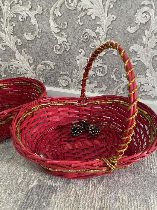 Продам корзину новые