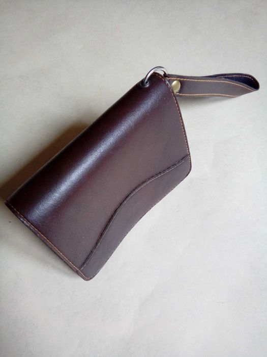 Барсетка  из  кожзама