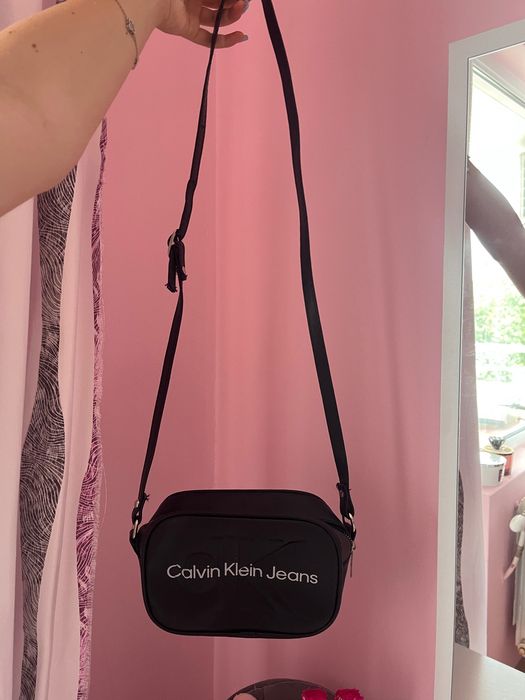 Дамска чанта Calvin Klein
