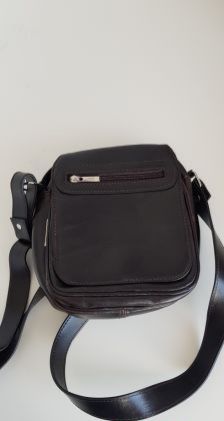 Borseta noua din piele naturala