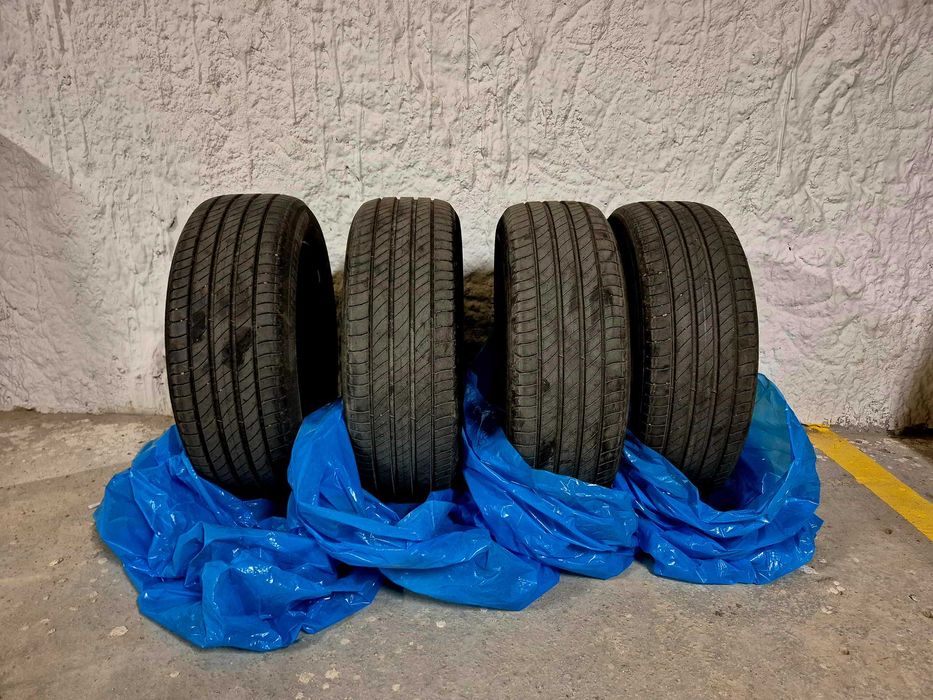 Michelin Primacy 4 - 205/55/17 DOT4120