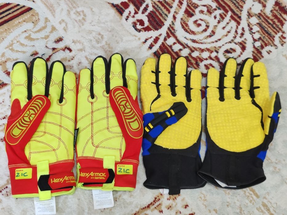 Противоударные перчатки