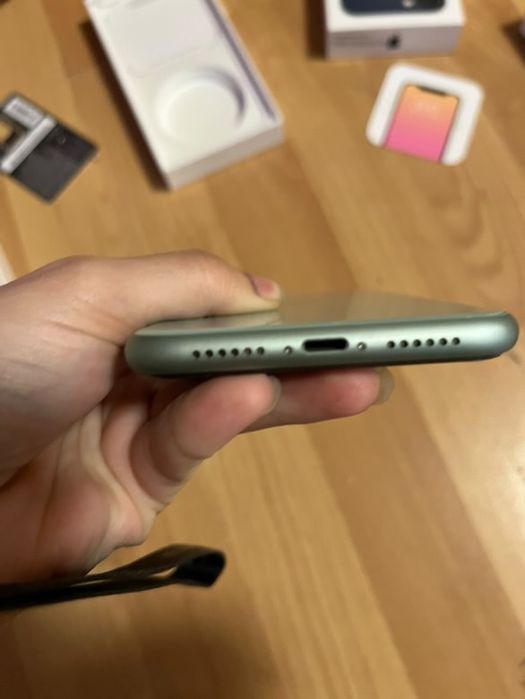 iPhone 11 turqoiuse 64gb