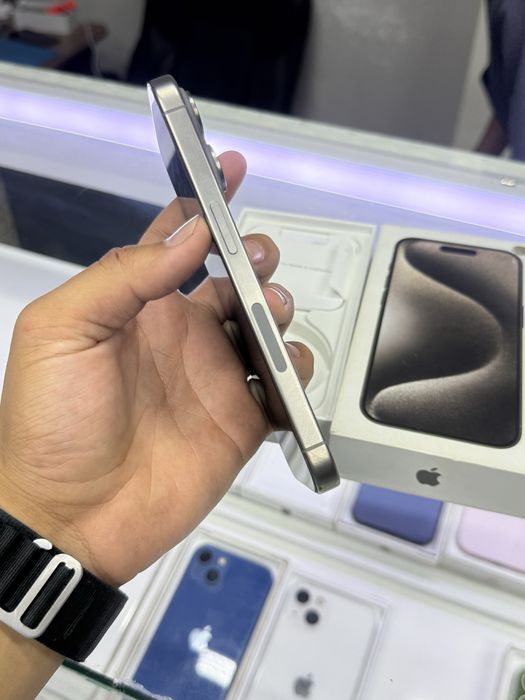 iphone 15 pro в идеальном состояний